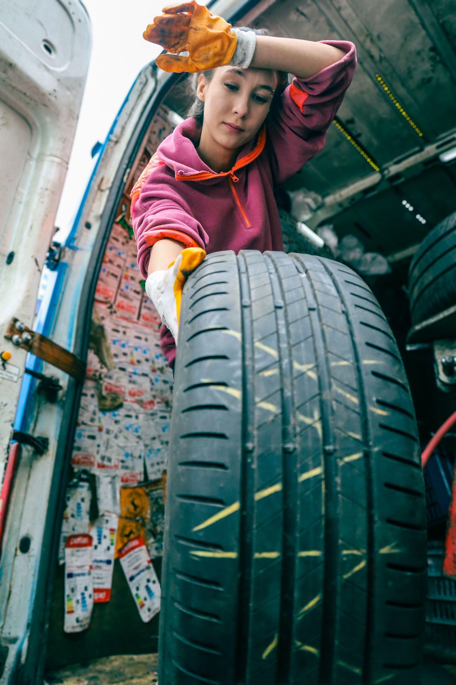 Fully equipped mobile tyre workshop van in Dubai
